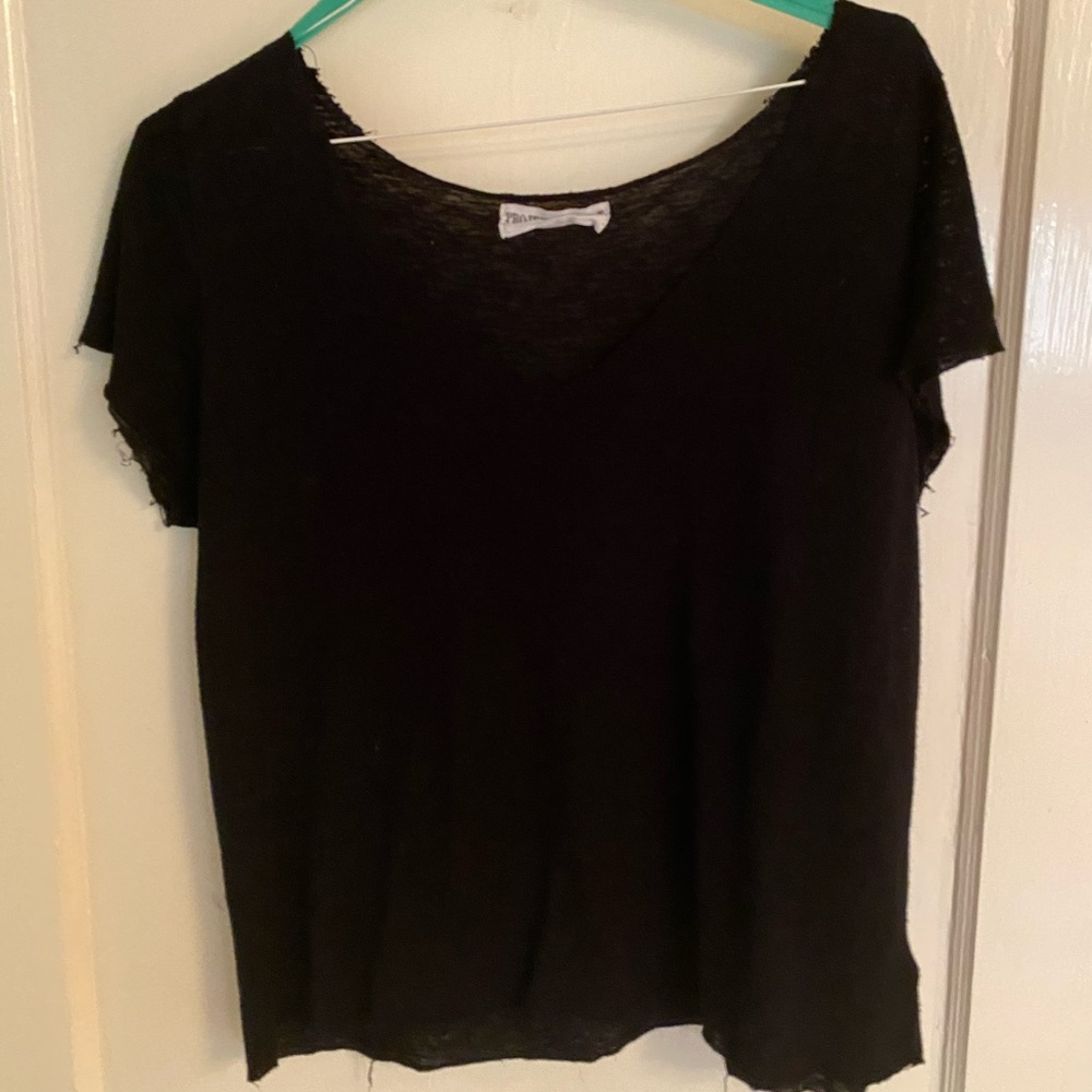 Black Tee